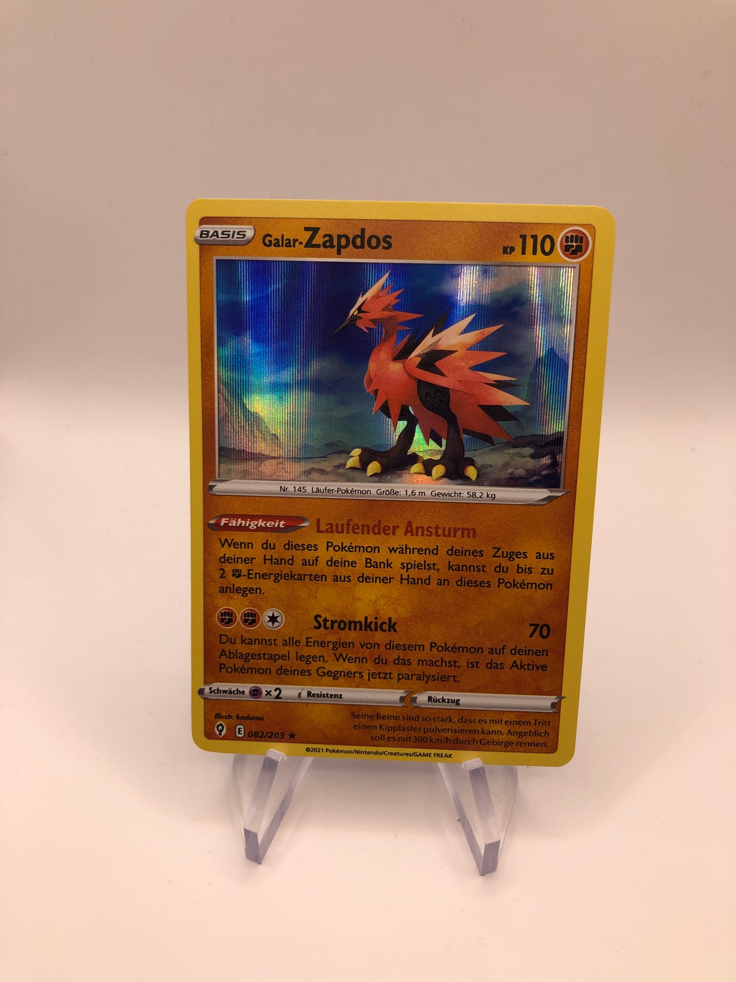 Pokemon Karte Holo Zapdos 82/203 Deutsch