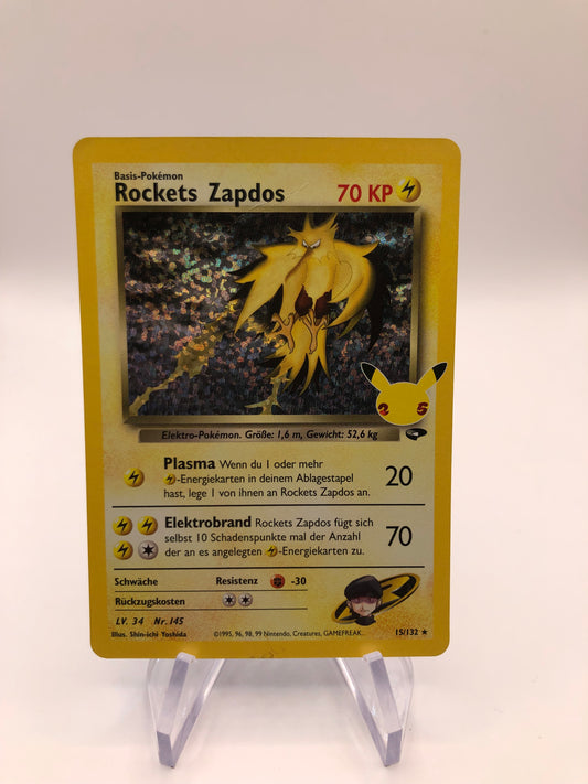 Pokemon Karte Holo Celebration Rockets Zapdos 15/132 Deutsch