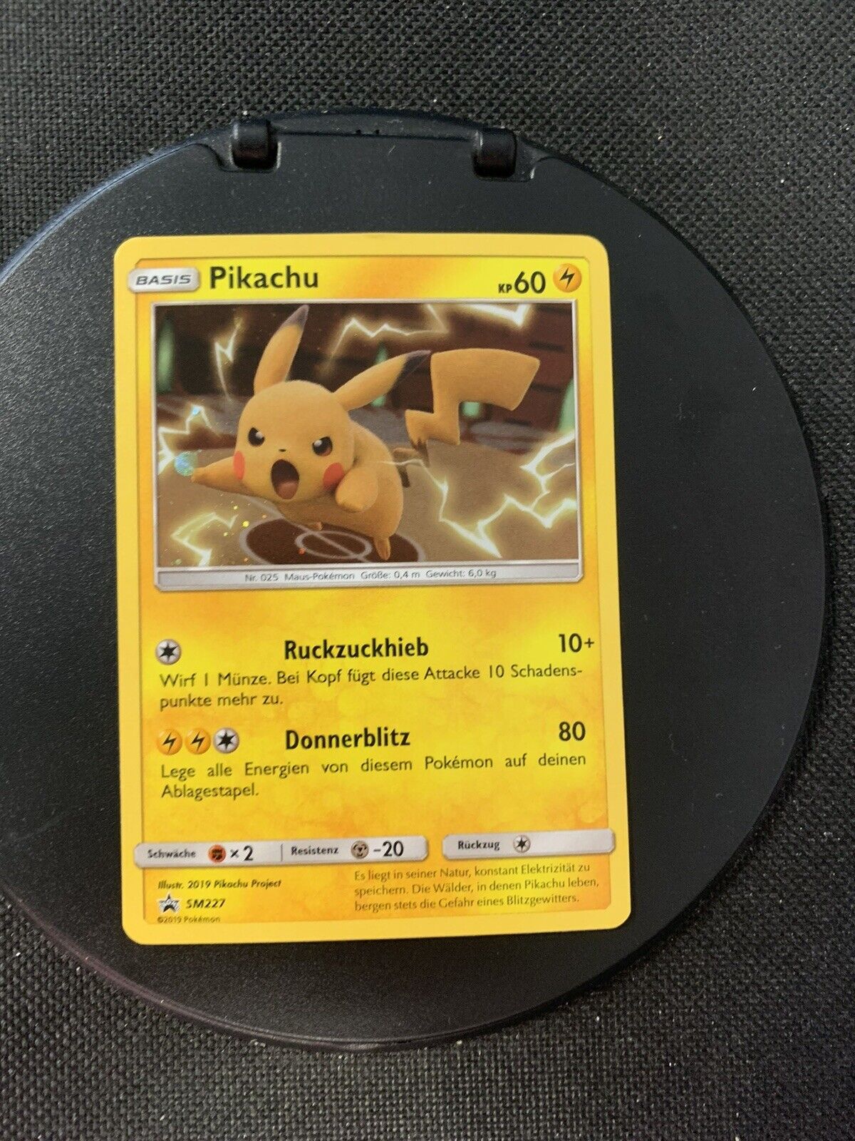 Pokemon Karte Holo Promo Pikachu SM227 Deutsch