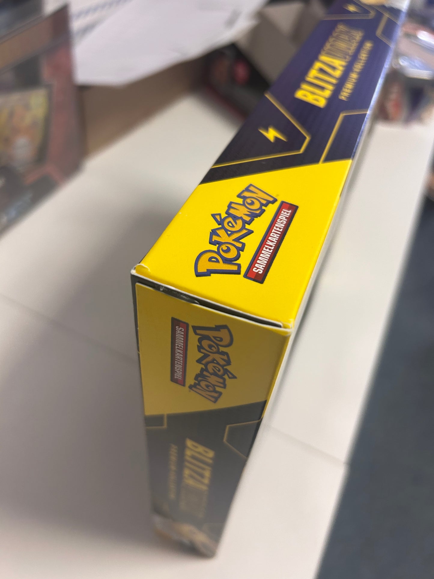 Pokemon Karten OVP Blitza Vmax Premium Kollektion Deutsch