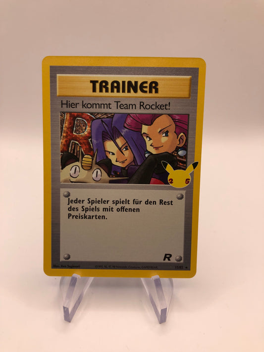 Pokemon Karte Celebration Trainer Hier kommt Team Rocket 15/82 Deutsch
