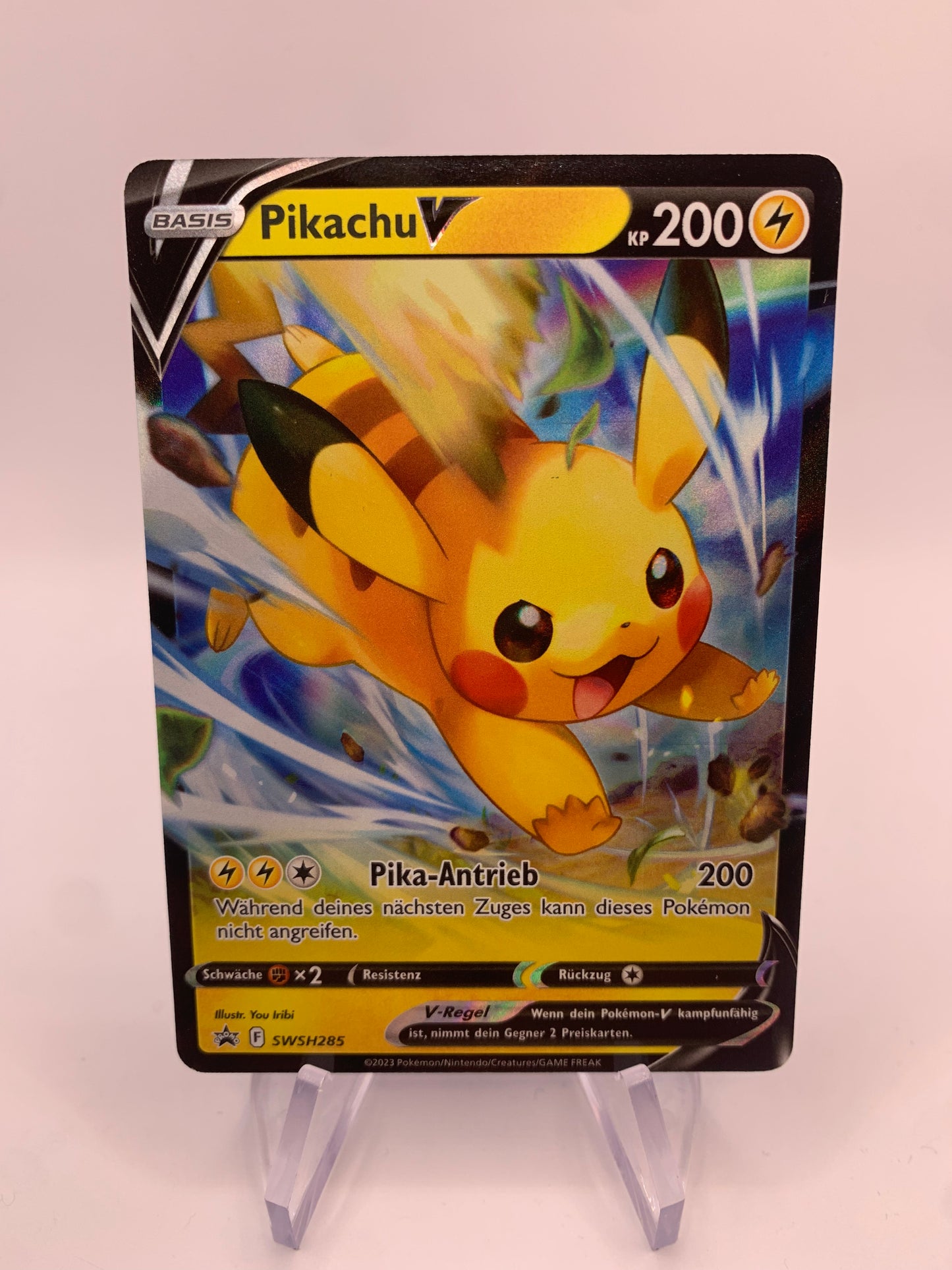 Pokemon Card V Promo Pikachu SWSH285 German