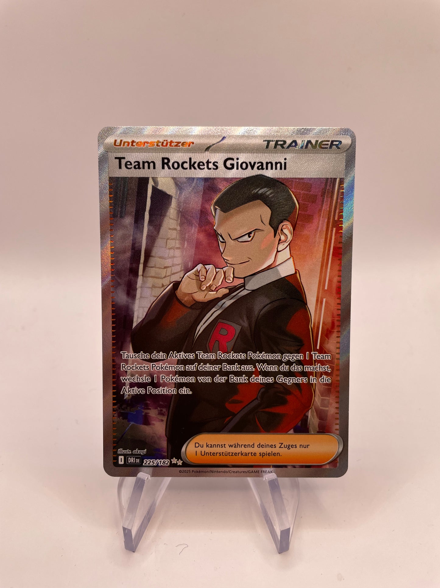 Pokémon Karte Trainer Team Rockets Giovanni 225/182 Deutsch